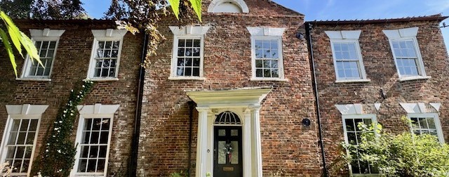 Rose Villa   front