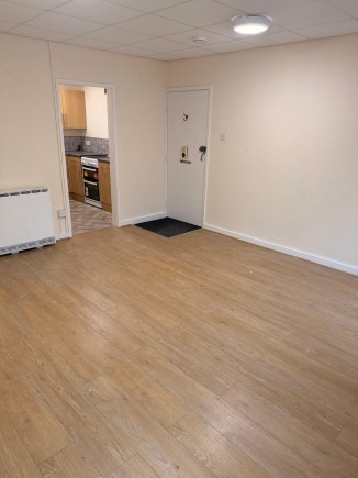 3 32 RIVERSIDE WhatsApp Image 2026 07 22 at 11 19 37 (2)