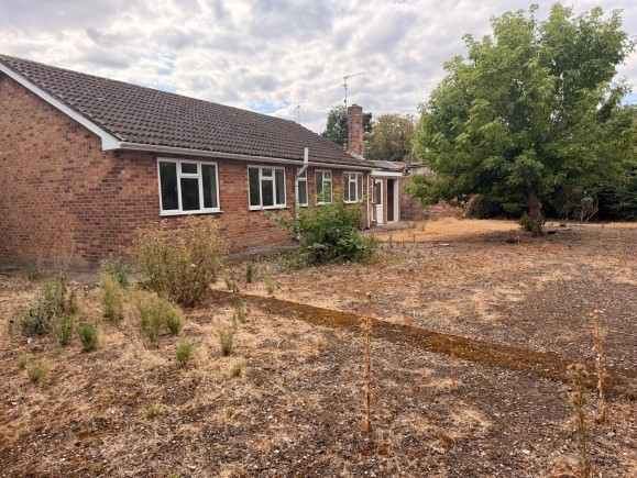 4 Vic 10 Garden