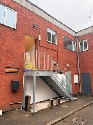 5 32 RIVERSIDE Access To Flat