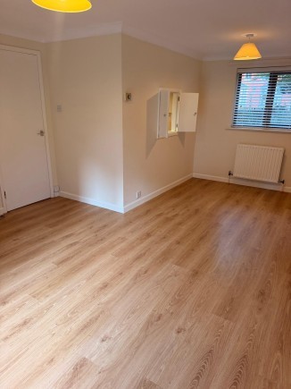 Flat 6 WhatsApp Image 2026 09 29 at 13 14 04 (4)
