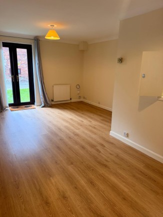 Flat 6 WhatsApp Image 2026 09 29 at 13 14 04 (5)