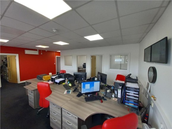 0c6f54ca f53f 40b7 903f bbb22d70f0ee_web