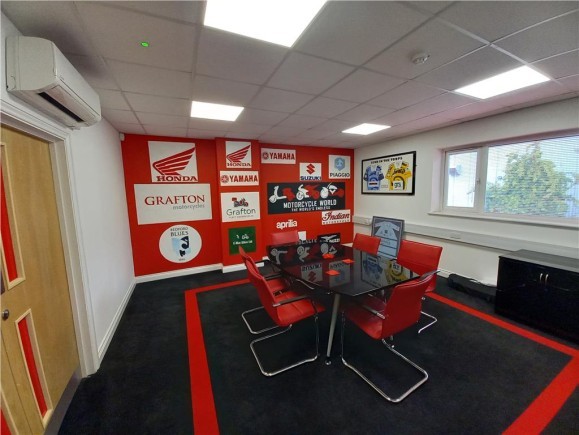 7769e5c1 8be9 4bc7 a8d5 3508423cbc4d_web