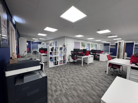 75cb29ca 6491 4229 9677 151135eb0fec_web