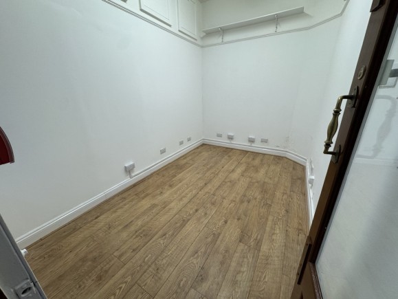 083f97c2 1b77 490f ad79 ec4d3e3a3e29_web