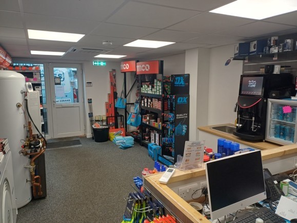 ed3c9c15 d2b8 4dad b281 73add8f725e4_web