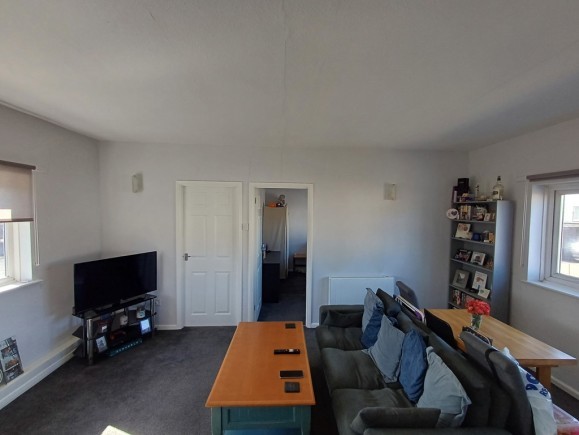 a1761a58 f771 4385 b5f1 3bfe011f0d01_web