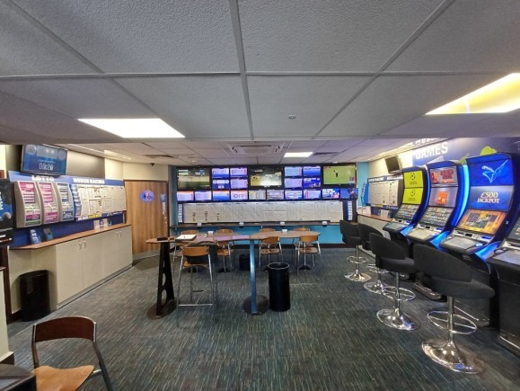 faa2a1e8 cad1 4353 ae00 4578380995b3_web