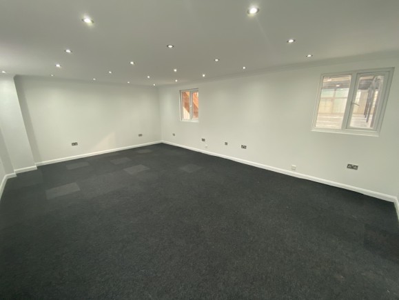 a7b8a66a 6810 4cb0 8d39 d8bf112ab55c_web