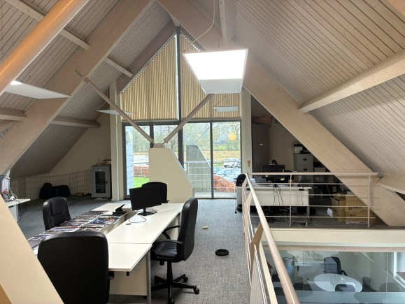 e0847bb8 3bc3 45f7 aeb8 a137a8c3d7f3