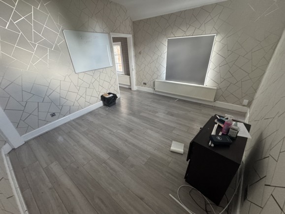 2d9772a9 364b 4502 8e82 e362b559b97b_web