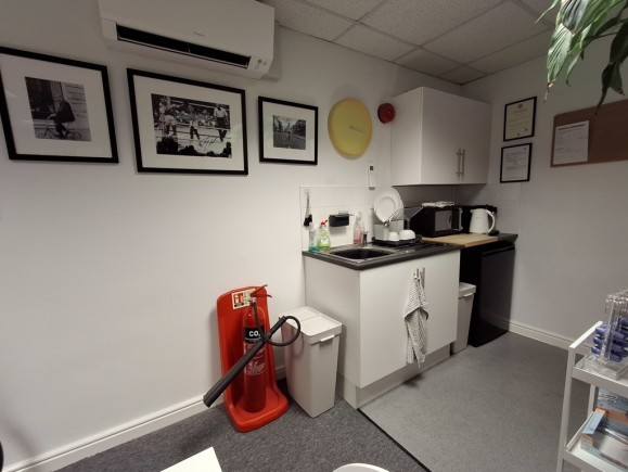 3694b404 97b8 4e9a 96e6 613f34c5d236_web