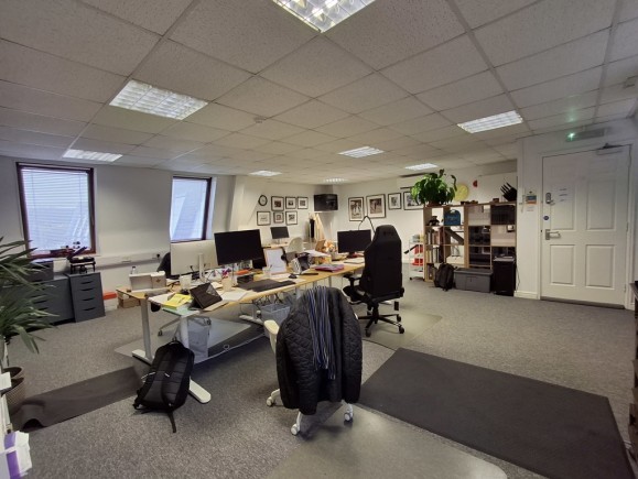 d33c087f 3fbe 47cb 91eb baa870b29545_web