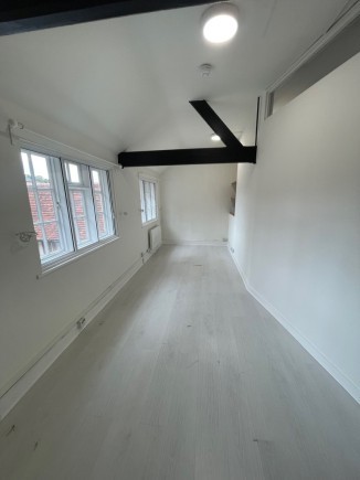 2e85cc50 4ff1 4b70 a761 2960d8e00102_web