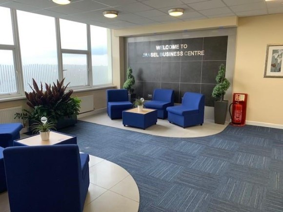 a6716e17 d565 4cb3 9f74 c05c5dcc3f6c_web