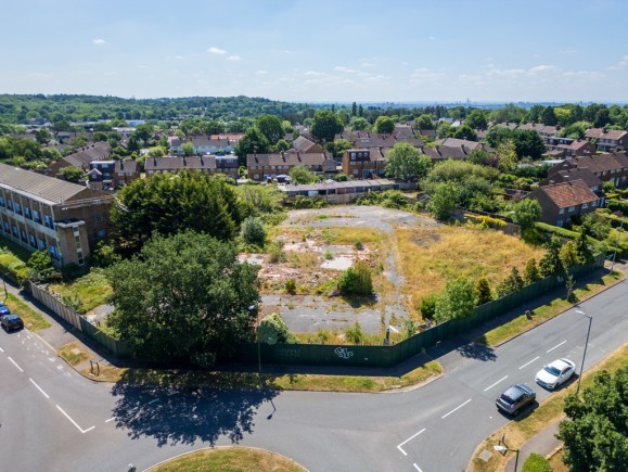 3720d68c 22bc 49cb 94fe 7add4854c30a_web