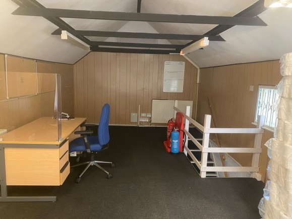 0615d287 238d 49f9 a7e4 35cc047e27cd_web