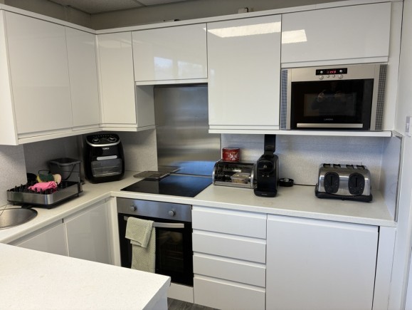 6cb199b7 7b8e 4e5b b634 3321ea5d106f_web