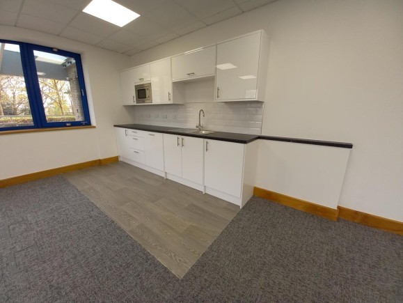 109d809e 7e63 48ea 9e27 163761a8c874_web