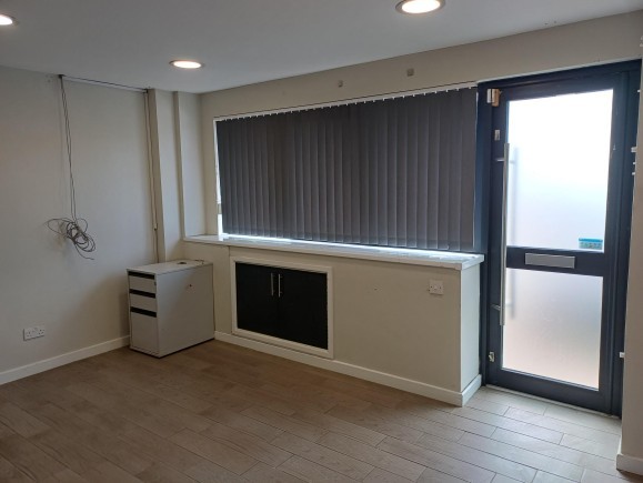 04e478ee 2ec6 4f47 9a34 c5b837482c40