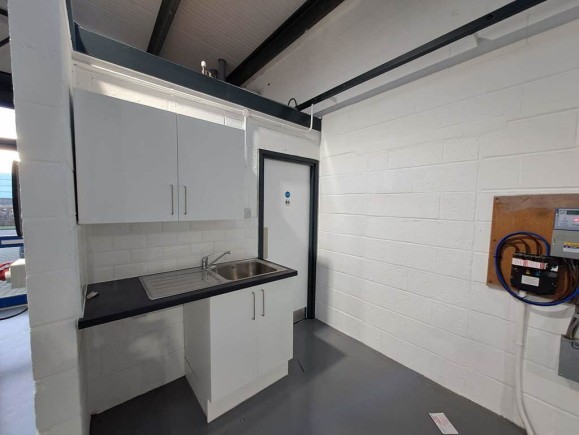 27c7bfe5 8152 42ab 8340 f8eb2c60f962_web