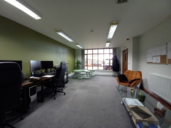 7c2774b4 744a 4319 a7ff c0557875d0a5_web