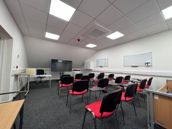 e2b62080 8a33 49a4 94a0 96a2fc209620_web