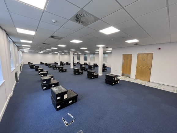 fcdfedf2 f341 4c42 af00 cd94c313551c_web