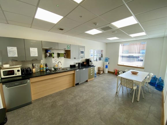 2aa332ed 7a54 4990 a5ee f71b9854f7fa_web