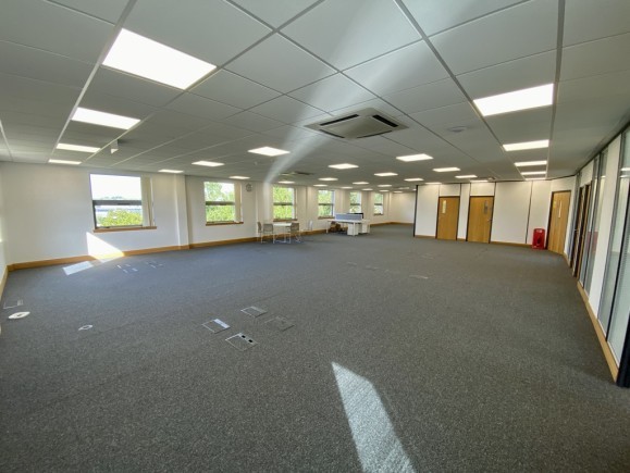 b3edf6f2 cb7b 450e 93c1 7c1d2f68bef9_web