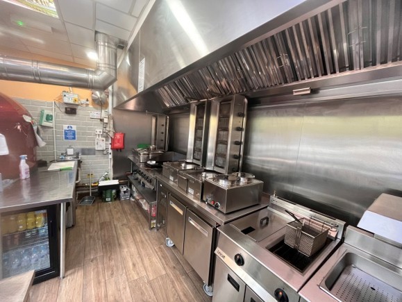 df9975db 5a4f 4907 acb7 23a805322219_web