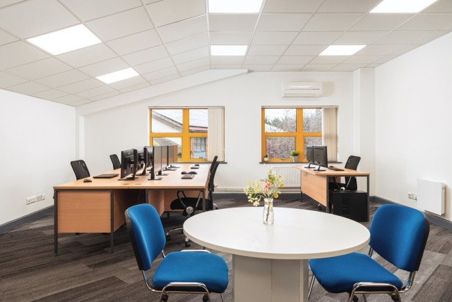 10aa6bfa a89a 4f69 9073 e6bf3575c80c_web