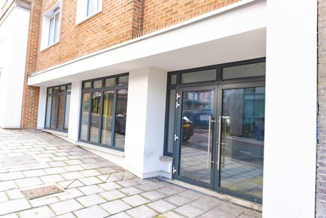 a404523b f35d 4a03 a790 94765150393b_web