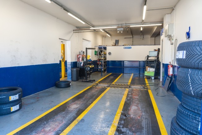 e5372270 fbfd 43df b3fd 7de8b3567cf8_web