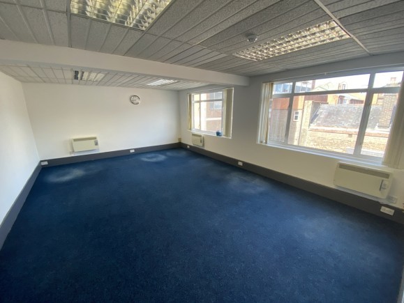 4e063508 3808 45a6 ace7 4894999450f6_web