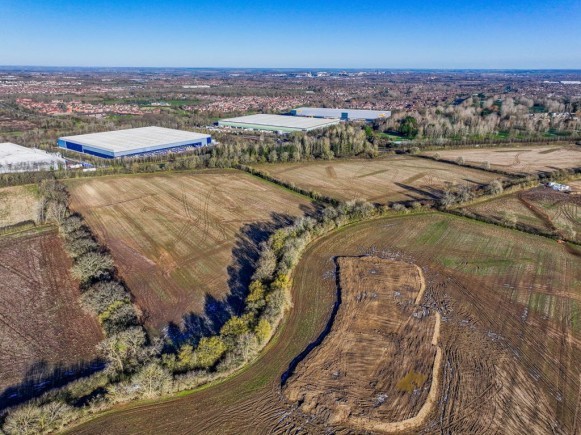 1362c19d ebcd 4ce6 8799 c8cc88bc6c6f_web