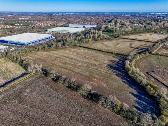 edb76db3 f38f 40d1 b95d c4952c3908a1_web