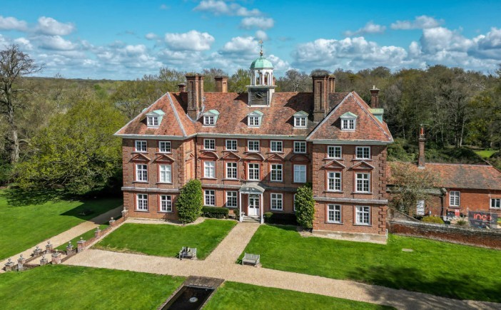 b64bbc77 103f 4536 ac61 04b01e1b2df8_web