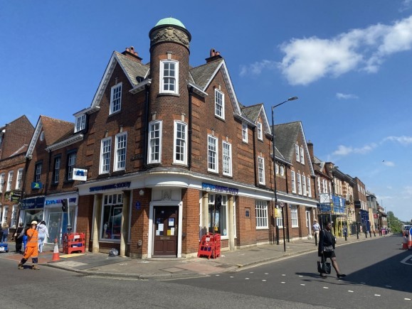 e8a3fb70 4fc4 4adf 9f2b 7d3fb3aa7b25_web