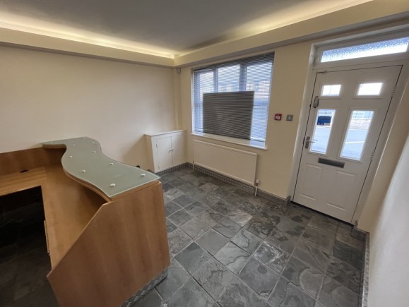 85048bab 3d66 4fb7 a540 3300d9dc67a2_web