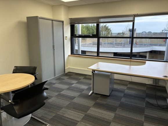 0d3bb9f9 564e 44c1 8d77 64b3c171c581_web