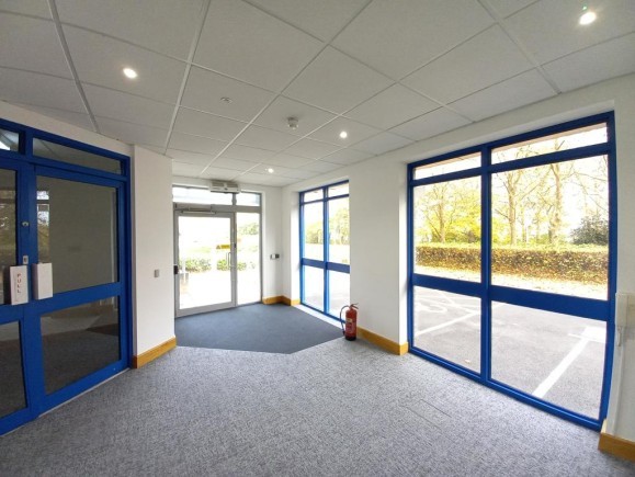 c3e2f8cd 2e0a 4dec bbb9 63fd8c0a55d4_web