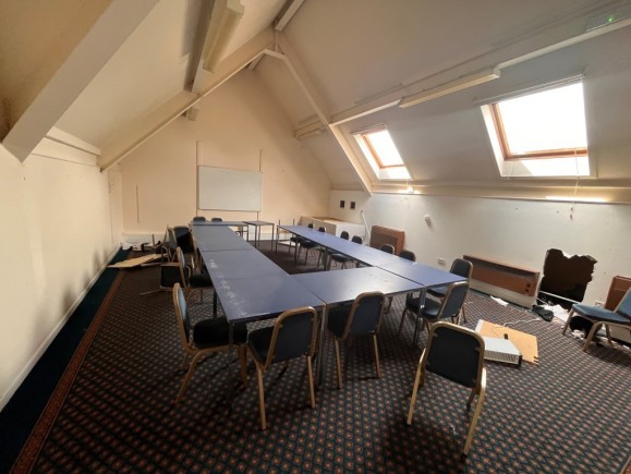 c7802ff4 2a3a 466a b50d 939f9f0481ba_web