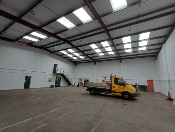 3b00f9e4 4cd3 4904 8c54 d24f078465be_web