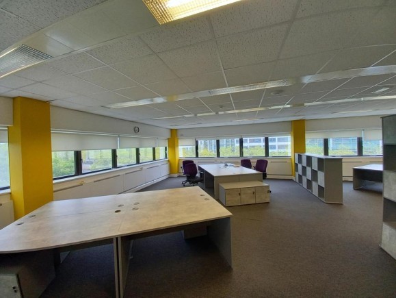 f063ce5a 5070 4464 8c8c 6b22f188ceef_web