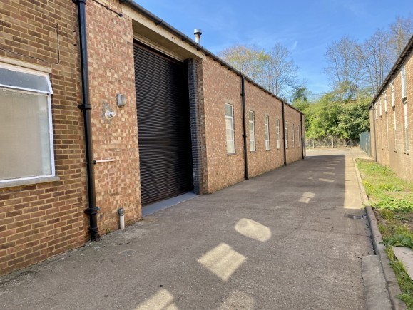 aae9144d 71a5 4301 859f 1661fcbdb83e_web