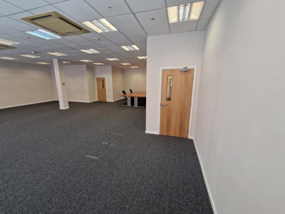 42f44ecb a718 4528 941d 736a2e440123_web