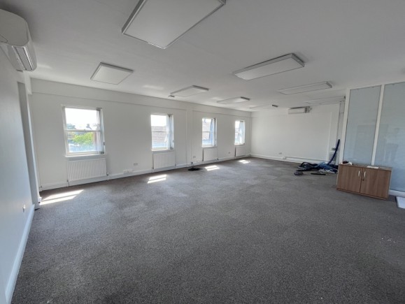 8124d5f3 bf00 45b5 96f5 a77303f658cc_web