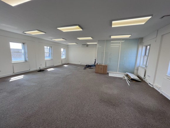 815b5fc5 aa31 4868 9413 65d09a504e5d_web